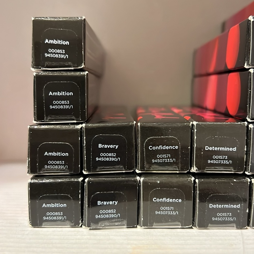 1 - Powerlips Fluid - AMBITION COLOR - Picture 16 of 16
